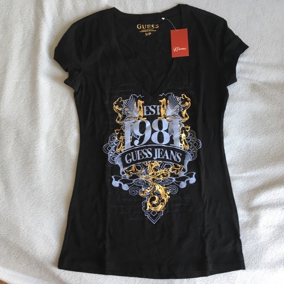 3 for 20$ 🆕 GUESS v-neck t-shirt - Picture 1 of 5